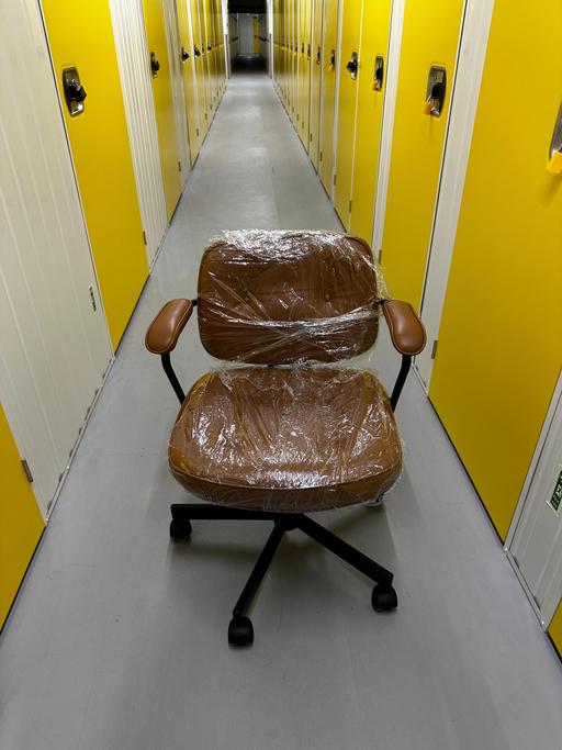 Buy & Sell North West London Harrow - Photos for Brown Office Chair