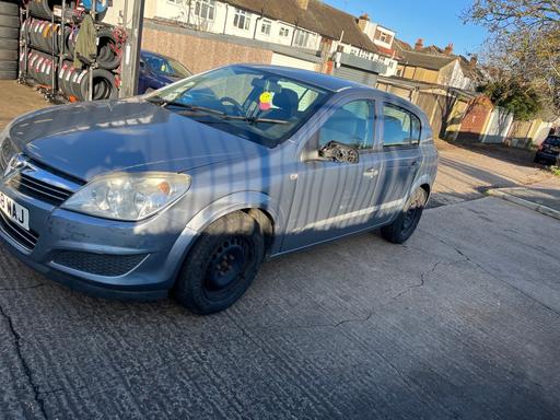 Vehicles South East London Waddon - Croydon - Photos for Vauxhall Astra 1.8 petrol