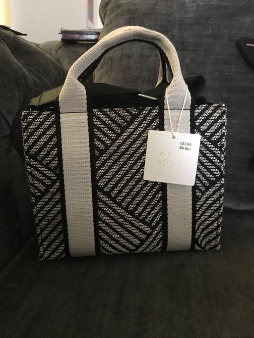 Buy & Sell South East London Maze Hill - South East London - Photos for Mini jacquard print crossbody bag