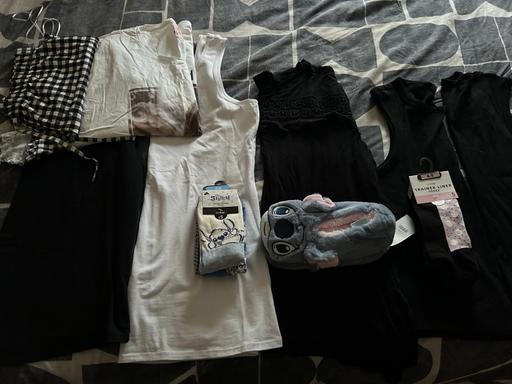 Buy & Sell West Midlands Sandwell - Photos for Women’s clothes bundle