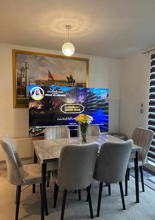 Buy & Sell Brent East Lane Business Park - Brent - Photos for Dining table With 6 chairs