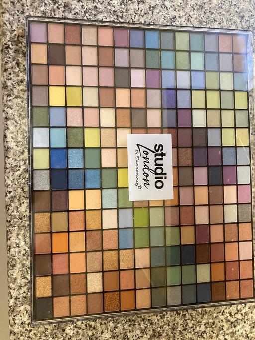 Buy & Sell West Midlands Birmingham - Photos for Eye shadow palette