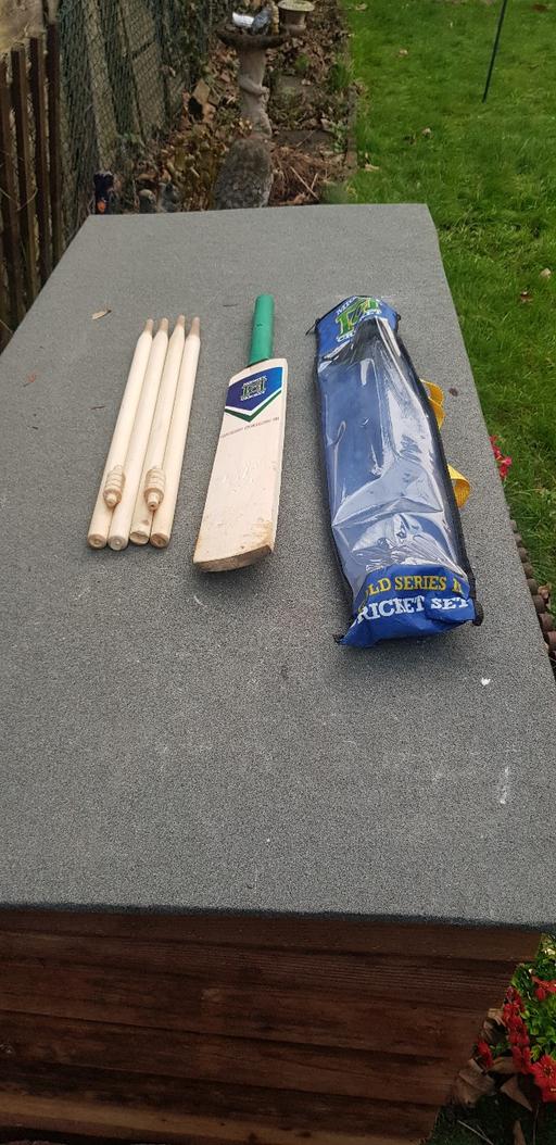 Buy & Sell West Midlands Birmingham - Photos for Wooden Cricket set