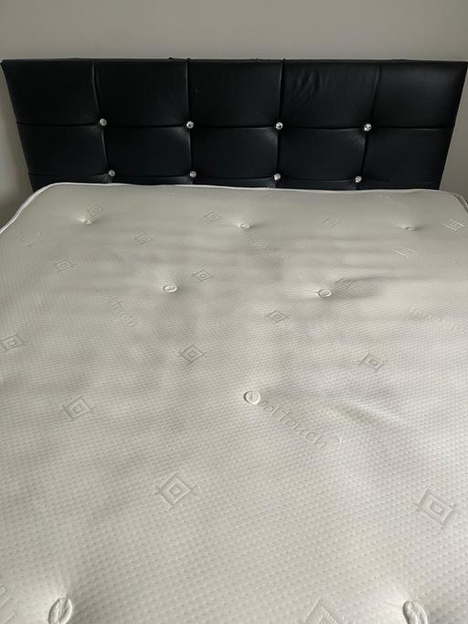 Buy & Sell West London Hounslow - Photos for Double bed with mattress