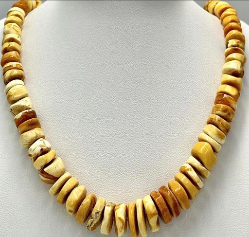 Buy & Sell Central London Cannon Street Station - Central London - Photos for Vintage butterscotch Baltic Amber necklace