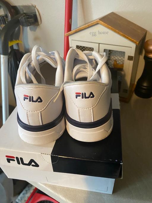 Buy & Sell Derbyshire South Derbyshire - Photos for Brand new in box fila trainers 4.1/2