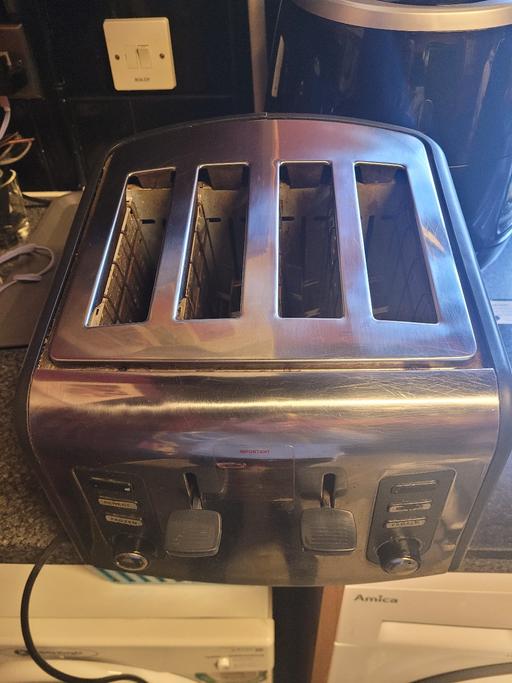 Buy & Sell Bexley Bexley High Street - Bexley - Photos for ELECTRIC 4 SLICE TOASTER WITH CRUMB TRAYS