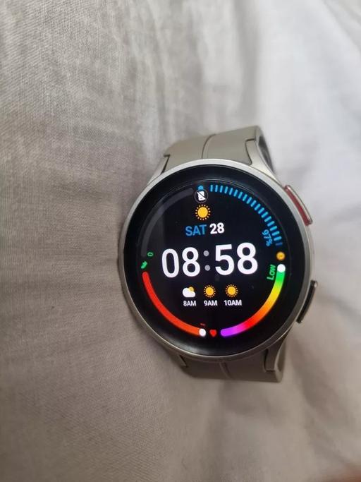 Buy & Sell Kent Medway - Kent - Photos for SAMSUNG GALAXY WATCH5 PRO SM-R920 45mm GREY