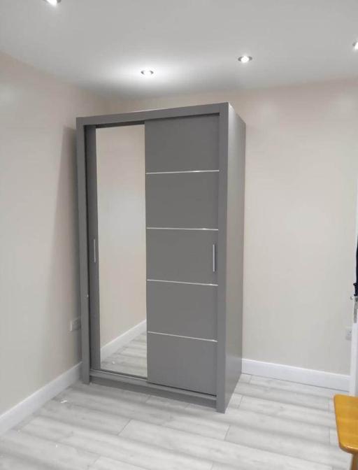 Buy & Sell Brent East Lane Business Park - Brent - Photos for 120cm Lyon side mirror Sliding door wardrobe