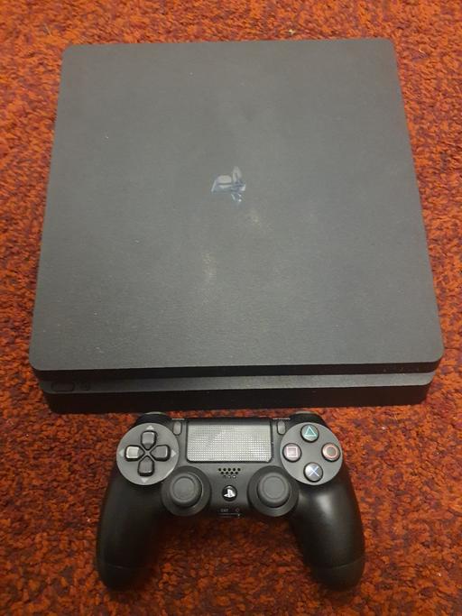 Buy & Sell Edgbaston Birmingham - Photos for PS4 console & Controller 9 months PS Plus
