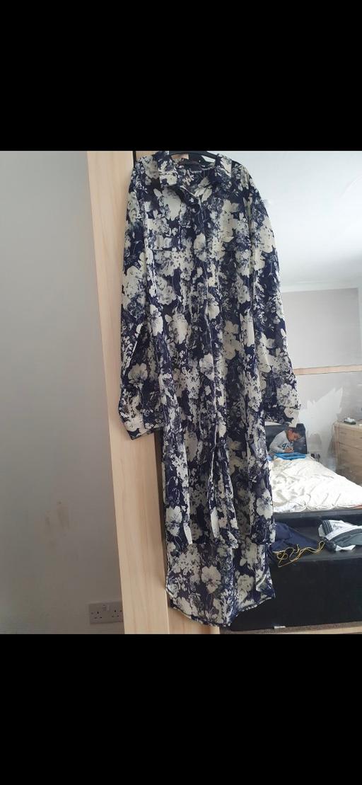 Buy & Sell East London East Ham - East London - Photos for navy floral print shirt dress