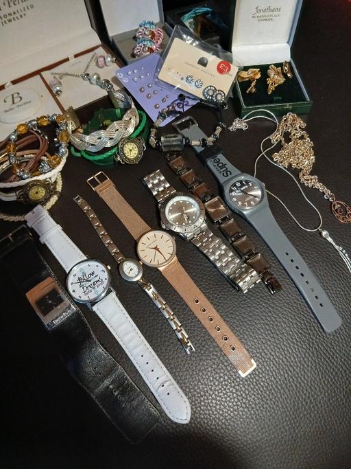 Buy & Sell Staffordshire Cannock Chase - Photos for watch/jewellery bundle