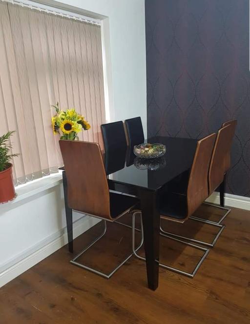 Buy & Sell South Yorkshire Sheffield - Photos for Extendable dining table. Table only.