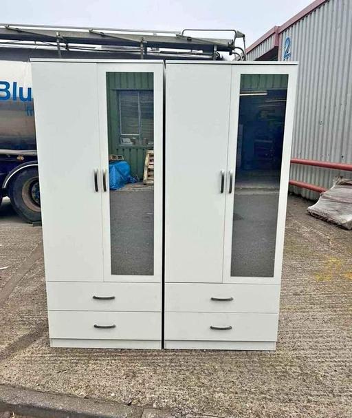 Buy & Sell Brent East Lane Business Park - Brent - Photos for Two door Fully Assembled Wardrobe