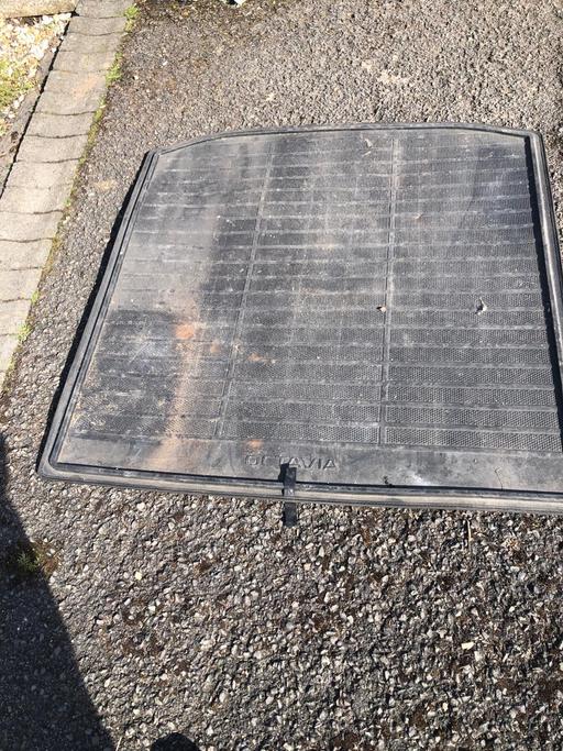 Vehicles Staffordshire Newcastle-under-Lyme - Photos for Skoda Octavia Estate rubber boot liner 2018 >