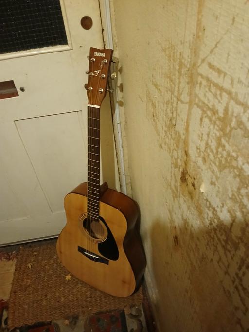 Buy & Sell West London North Kensington - W11 - Photos for YAMAHA F310 ACOUSTIC GUITAR