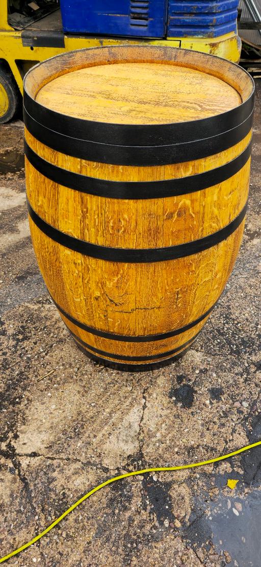 Buy & Sell West Midlands Walsall - Photos for whisky barrel table bar fully refurbished