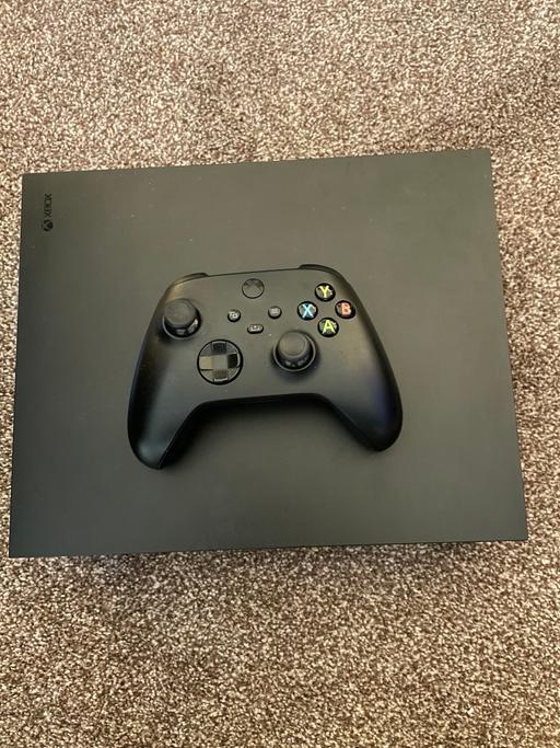 Buy & Sell South West London Richmond upon Thames - Photos for Xbox one x (With Xbox Series X Controller)