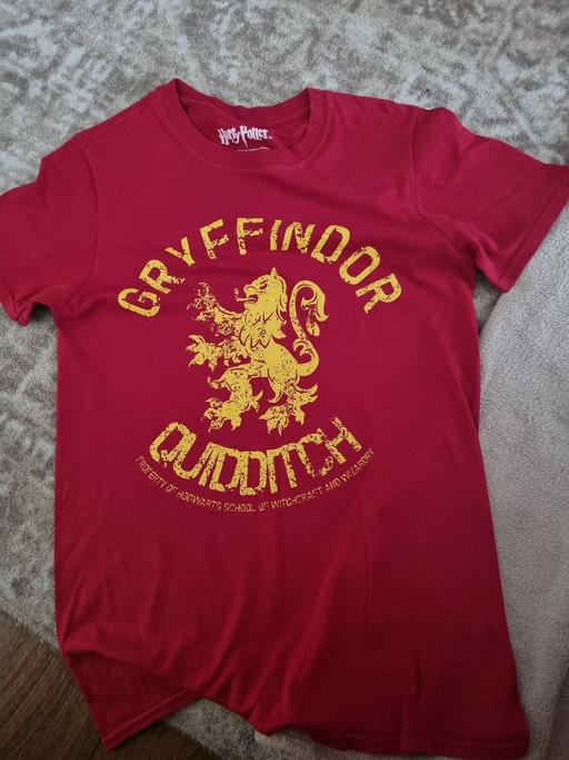 Buy & Sell West Midlands Birmingham - Photos for size Small Griffindor mens t-shirt