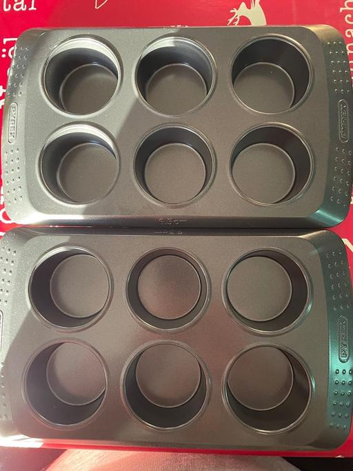 Buy & Sell Vale of Glamorgan - Wales Saint George`s-Super-Ely - Cardiff - Photos for 2 x Pyrex muffin tins