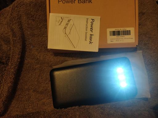 Buy & Sell West Yorkshire Leeds - Photos for 2 x brand new portable chargers