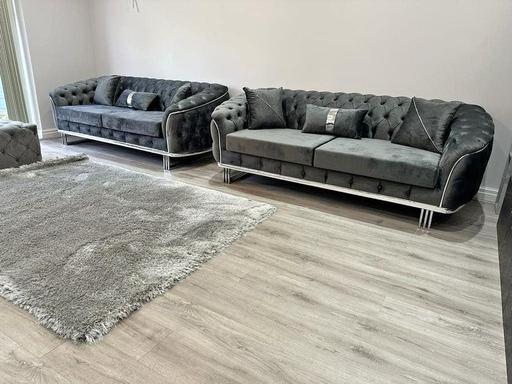 Buy & Sell Brent East Lane Business Park - Brent - Photos for 3+2 seater Madrid sofa available