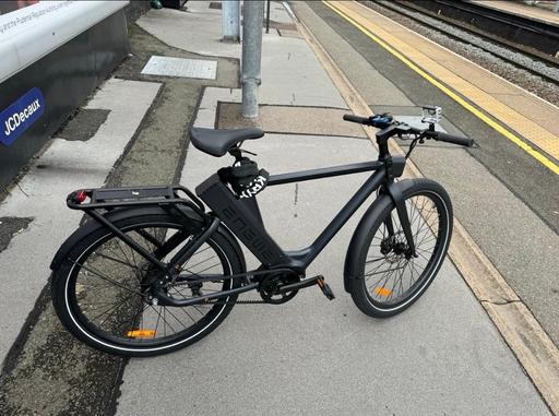 Vehicles South West London Kingston upon Thames - Photos for Powerful electric bike (Engwe P275 Pro)