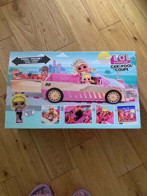 Buy & Sell Surrey Tandridge - Photos for L.O.L. Surprise Car-Pool Coupe with 2 dolls