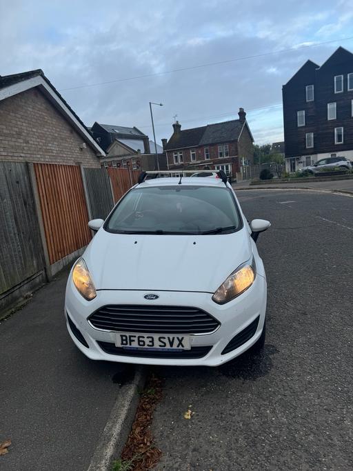 Vehicles Essex Thurrock - Essex - Photos for Ford Fiesta Van