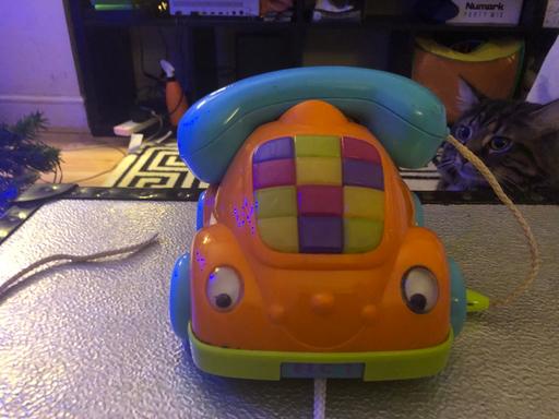 Buy & Sell Central London Hyde Park - Central London - Photos for Toy telephone car