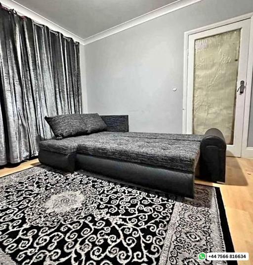 Buy & Sell Brent East Lane Business Park - Brent - Photos for Berlin Corner sofa bed With Storage