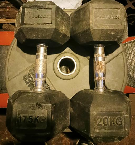 Buy & Sell West Midlands Birmingham - Photos for 1x20kg 1x17.5kg Hex Dumbbells