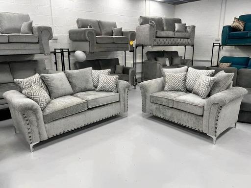 Buy & Sell Brent East Lane Business Park - Brent - Photos for Harrison Sofa 3+2 Seater Sofa For Sale