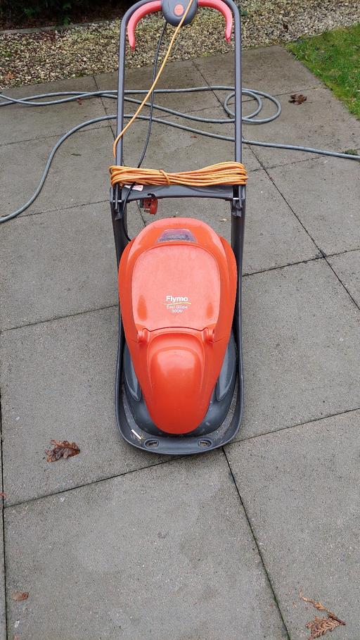 Buy & Sell South East London Southborough - South East London - Photos for FLYMO ESSI GLIDE 300 V