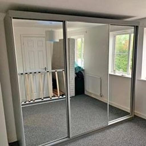 Buy & Sell Brent East Lane Business Park - Brent - Photos for Big Full Mirror Sliding door Wardrobe