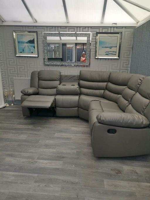 Buy & Sell Brent East Lane Business Park - Brent - Photos for Leather Roma Recliner Sofa Available in Stock