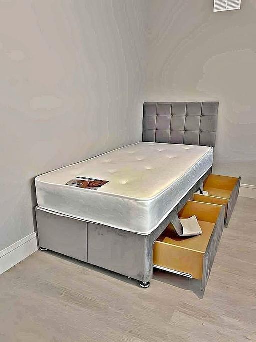 Buy & Sell Brent East Lane Business Park - Brent - Photos for Double Size Bed available in stock