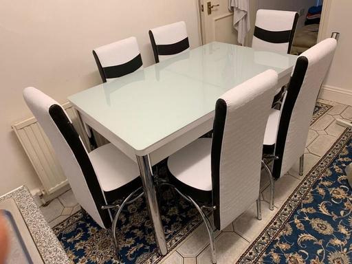 Buy & Sell Brent East Lane Business Park - Brent - Photos for Xams Gift Dining table with 6 chairs