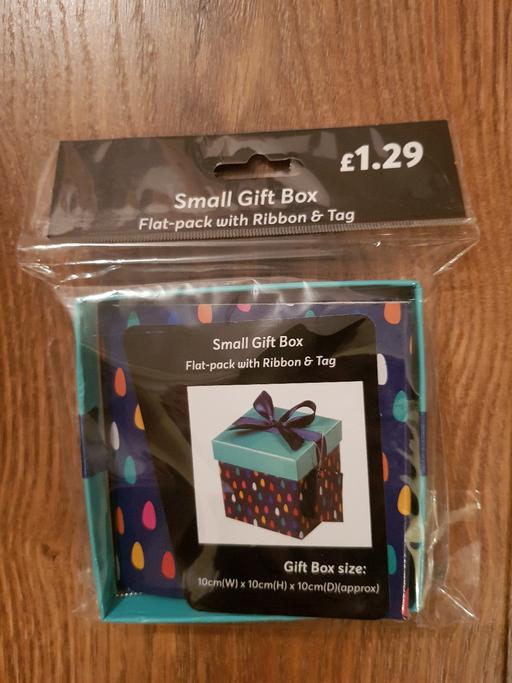 training Stoneclough Bolton - Photos for Small gift box