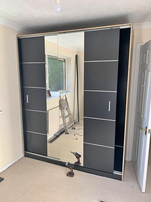 Buy & Sell Brent East Lane Business Park - Brent - Photos for Sliding Wardrobe – New Year Home Upgrade