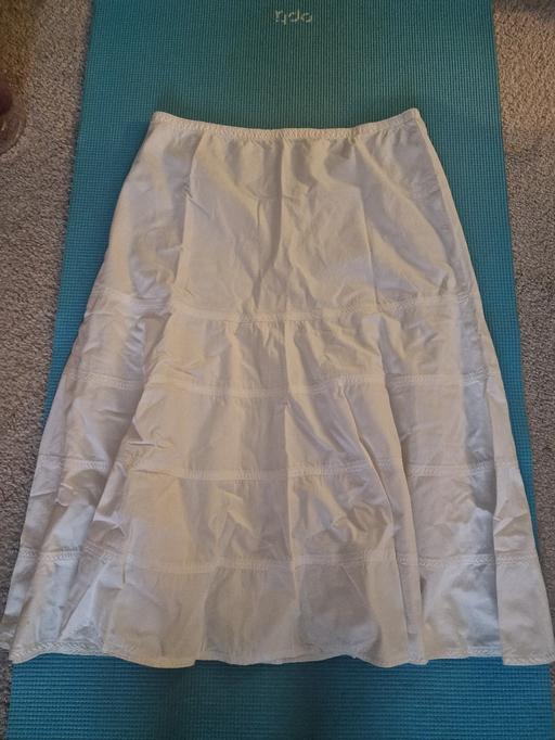 Buy & Sell South West London Tooting Broadway - South West London - Photos for White Skirt