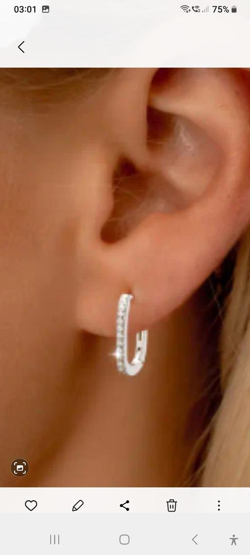 Buy & Sell Worcestershire Bromsgrove - Photos for SILVER SWAROVSKI CRYSTAL EARRINGS