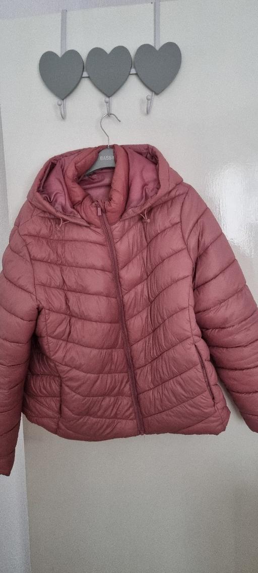 Buy & Sell West Midlands Walsall - Photos for warm, light, soft coat, size 18,20