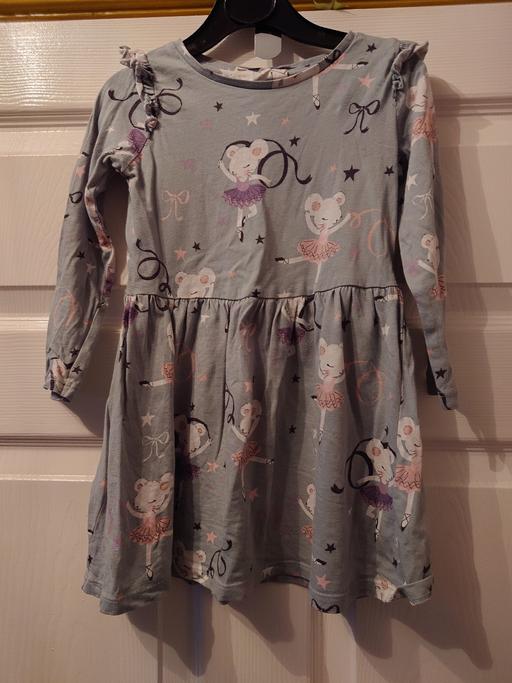 Buy & Sell Leicestershire Charnwood - Photos for Girls long sleeved dress size 18-24 months