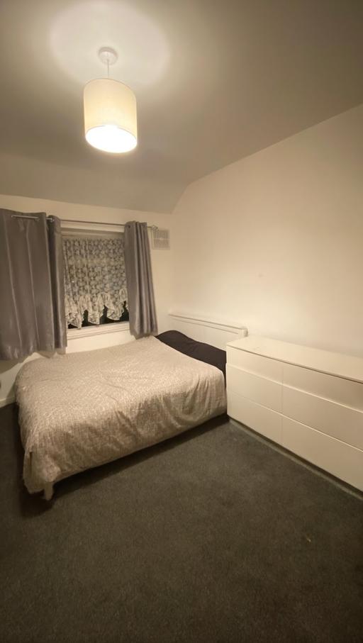 Residential Property East London Havering - Photos for Room to let £649 London Barking Romford