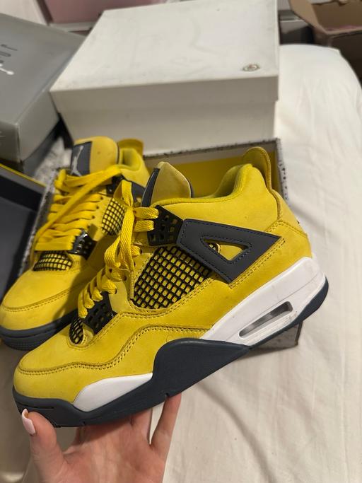 Buy & Sell South East London Peckham - South East London - Photos for Jordan 4 lightning