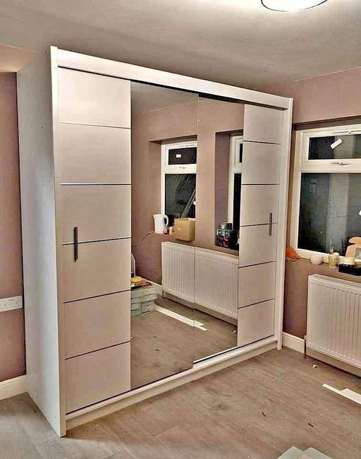 Buy & Sell Brent East Lane Business Park - Brent - Photos for White Wardrobe