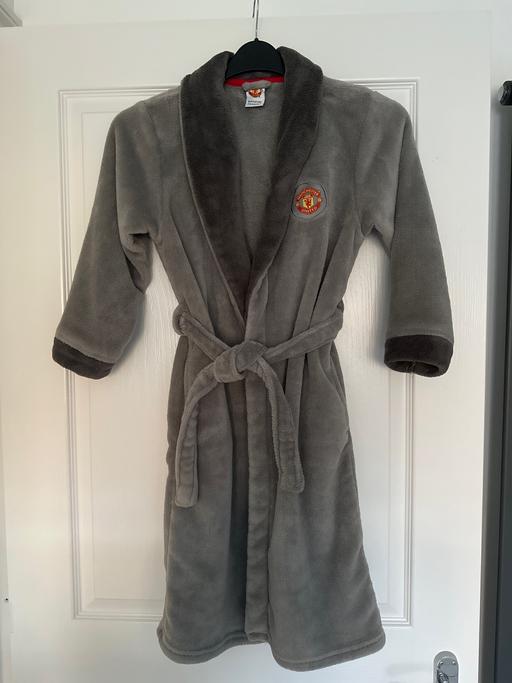 Buy & Sell West Midlands Walsall - Photos for Children’s Manchester United robe