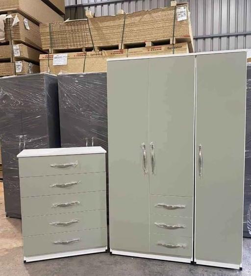 Buy & Sell Brent East Lane Business Park - Brent - Photos for Brand new Wardrobe Already Assembled