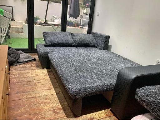Buy & Sell Brent East Lane Business Park - Brent - Photos for Corner Sofa Bed Available with Storage